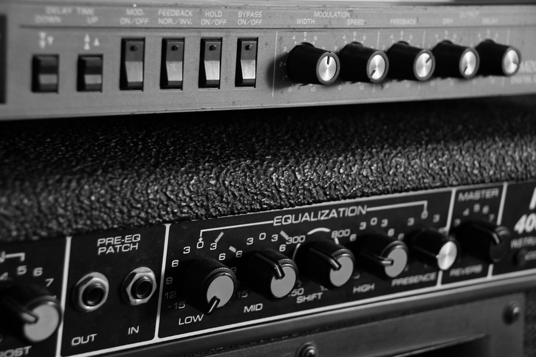 The Best Audio Interfaces for Guitar and Bass