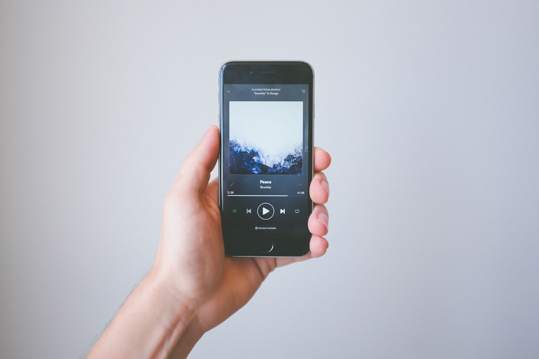 The Best Lavalier Mics for Phones