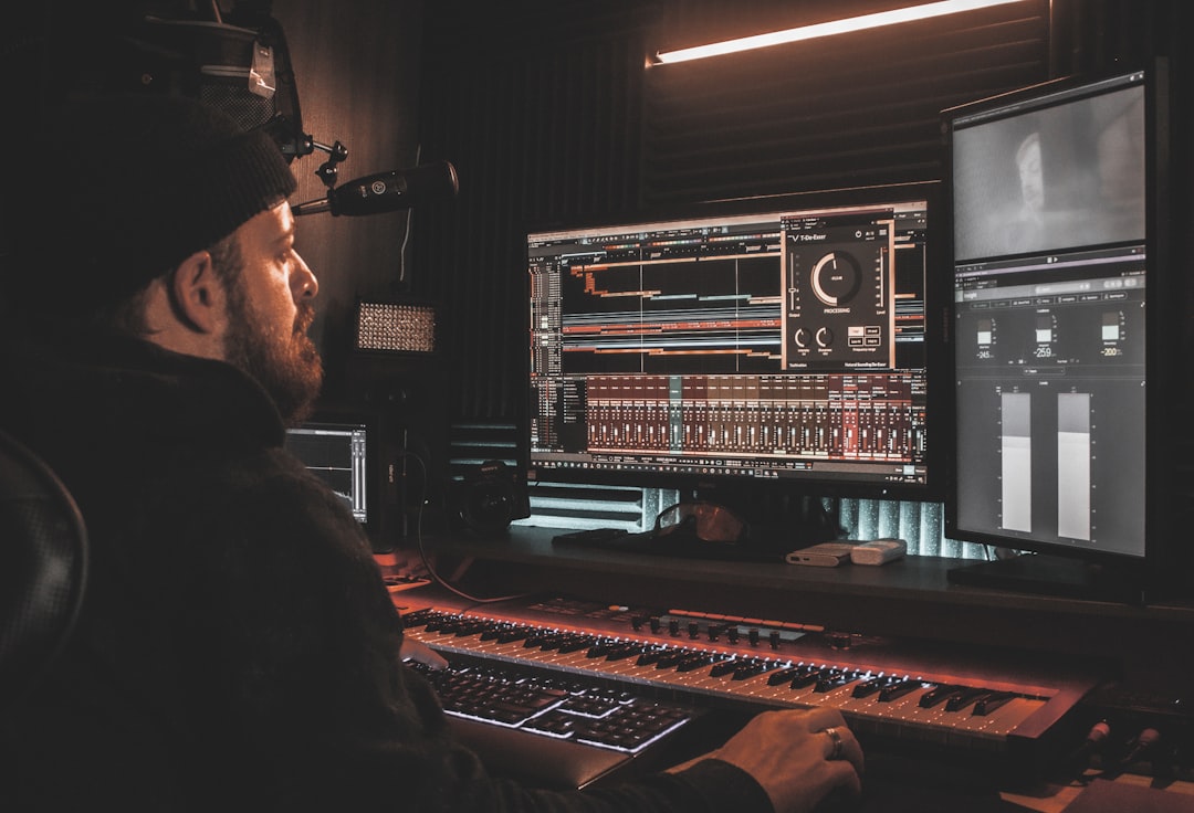 The Best Microphones for Singing and Vocals