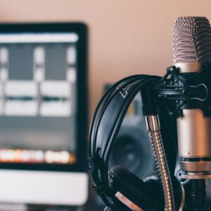 Dynamic Broadcast Microphone