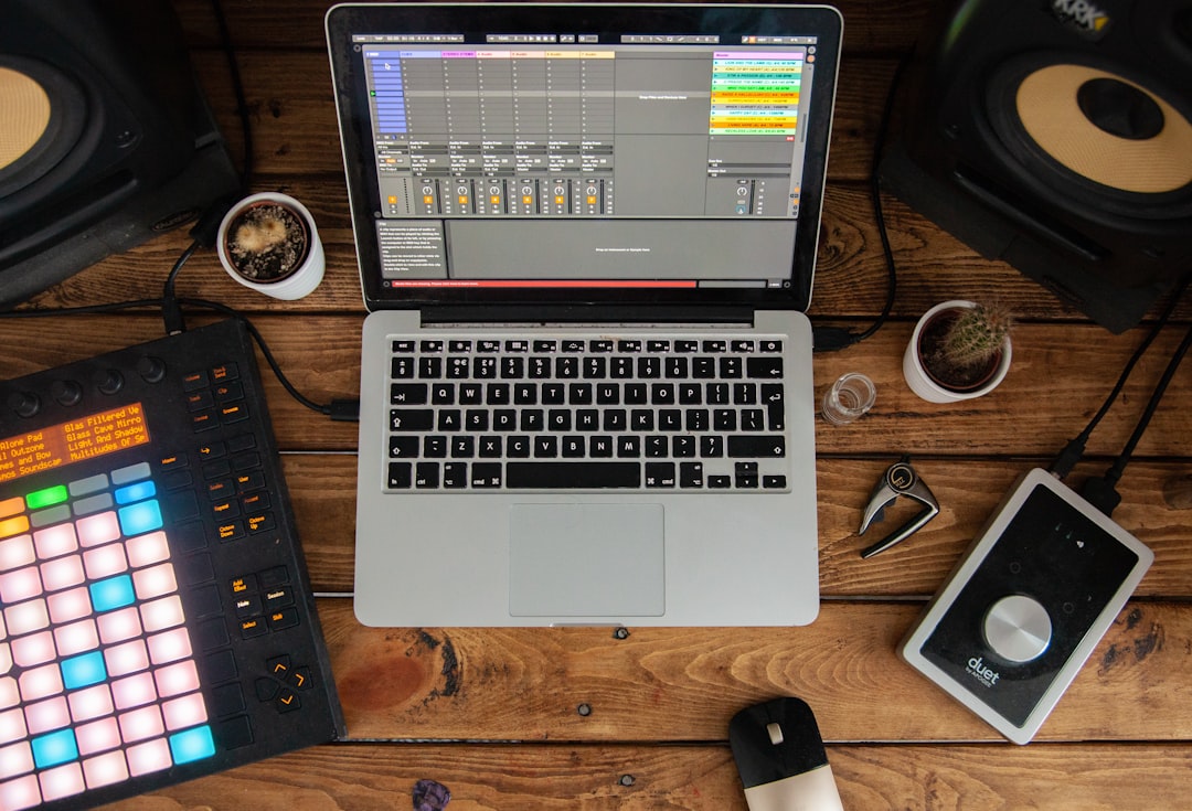 How to Mix 808s