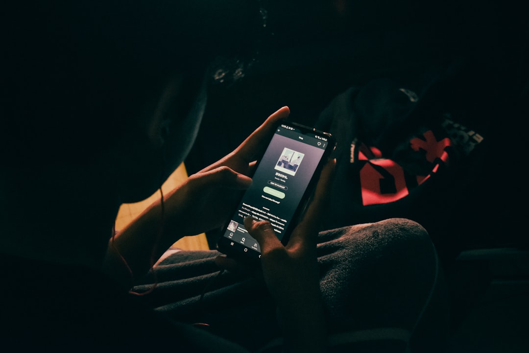 How to Reduce Noise When Recording on a Phone