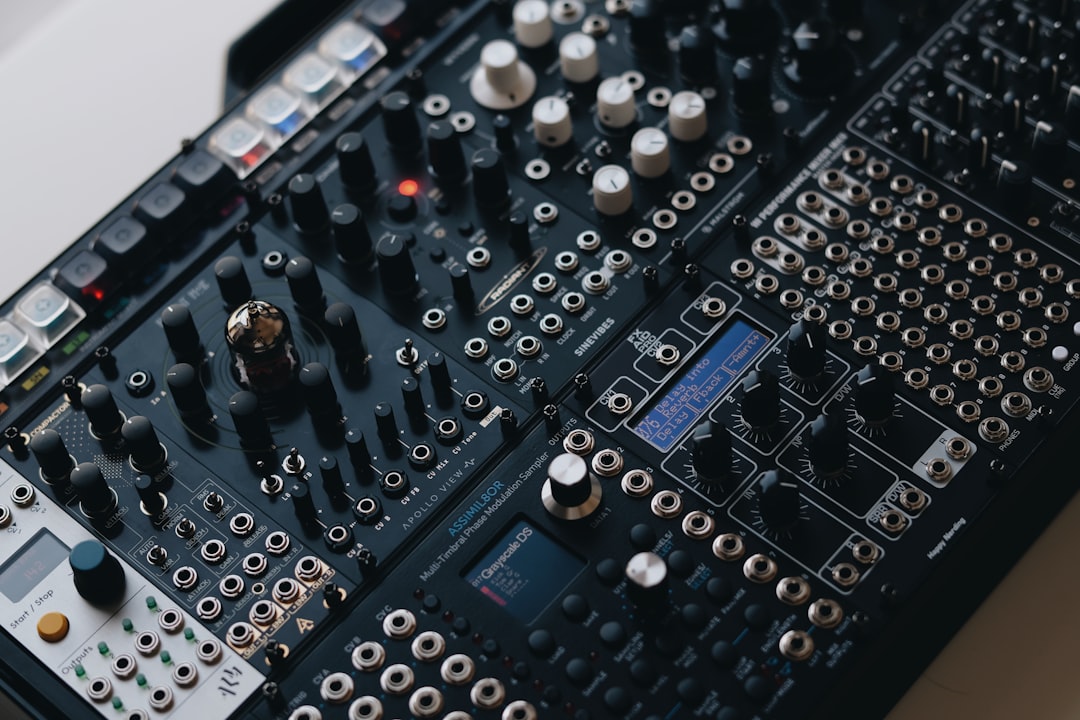 How to Use a Sampler for Sound Design