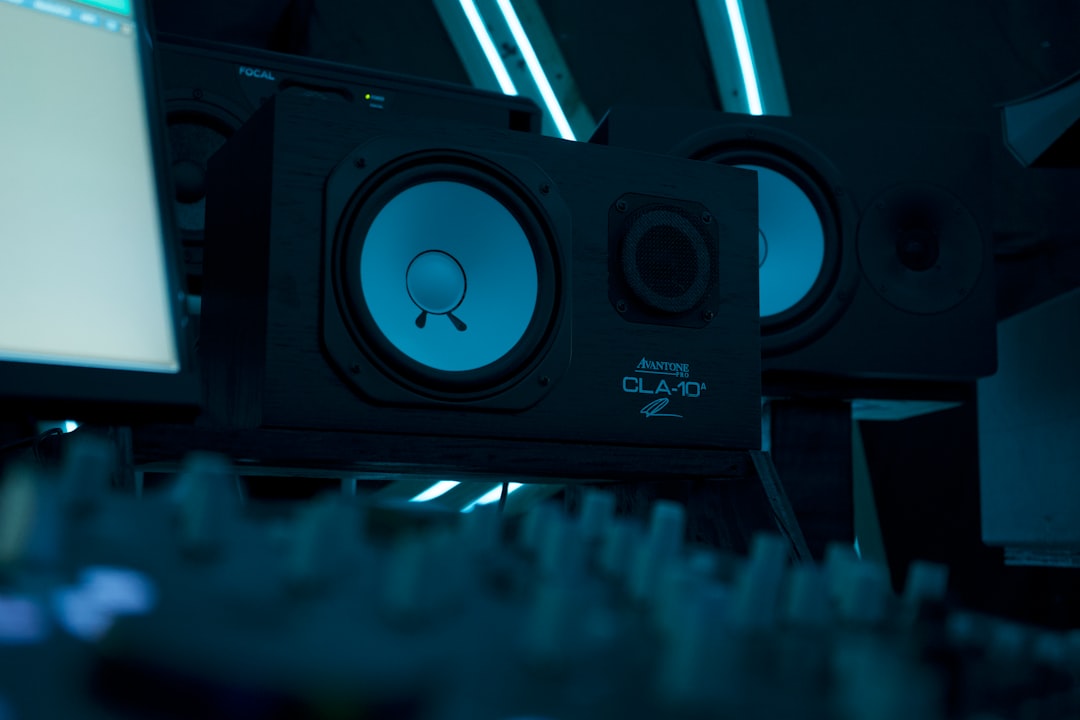 The Best Closed-Back Headphones for Recording