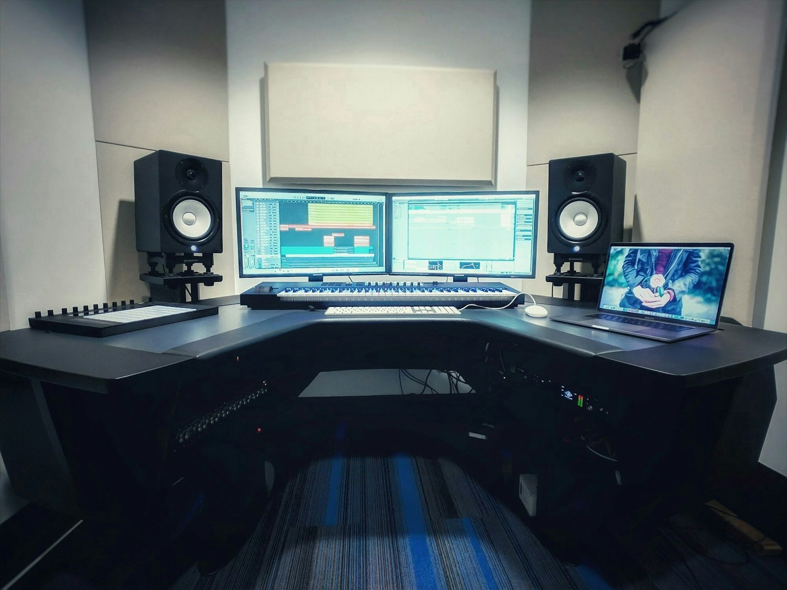 How Much Do Music Production Lessons Cost?
