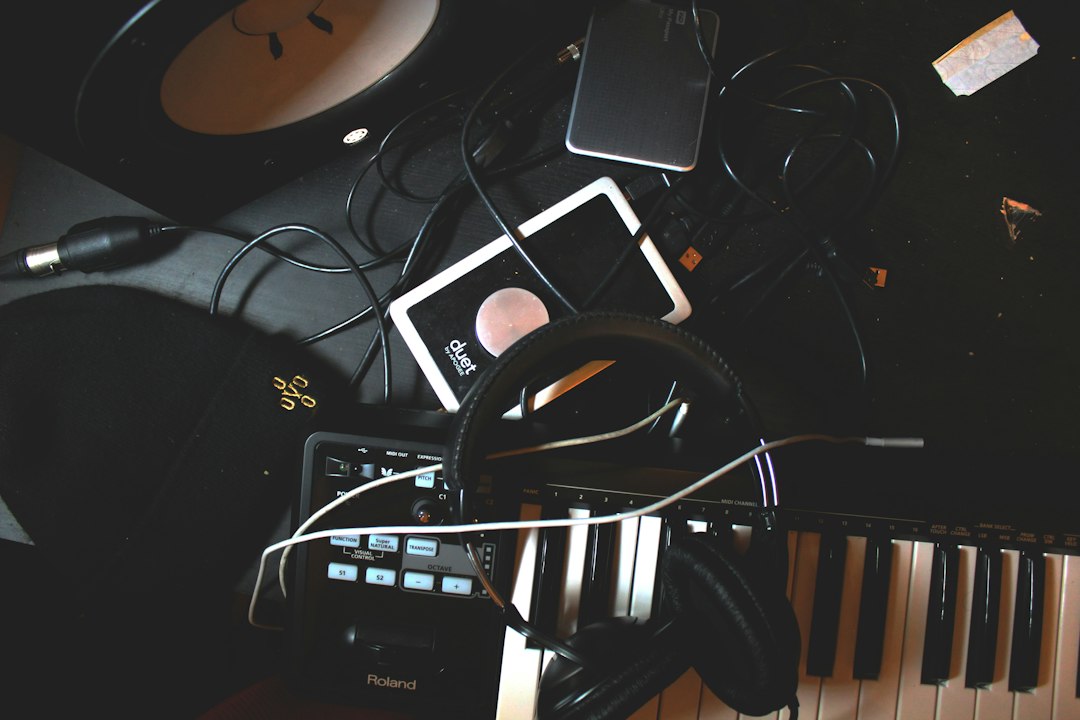 Best Headphone Amps for Guitar